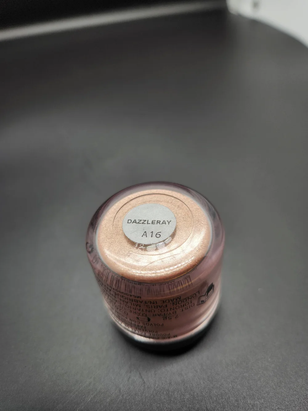 MAC Cosmetics Loose Eyeshadow Pigment — Dazzleray